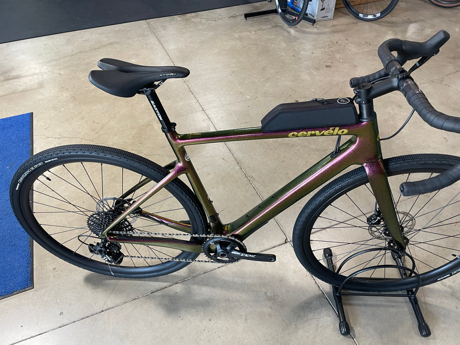 Cervelo Aspero SRAM Apex 1 11 Speed Purple Sunset - Demo