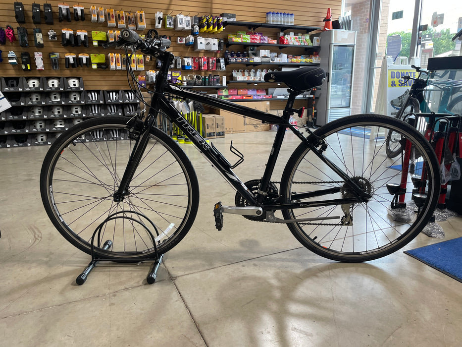 trek 7.1 fx hybrid bicycle Trek FX 7.1 Shimano Acera 2020