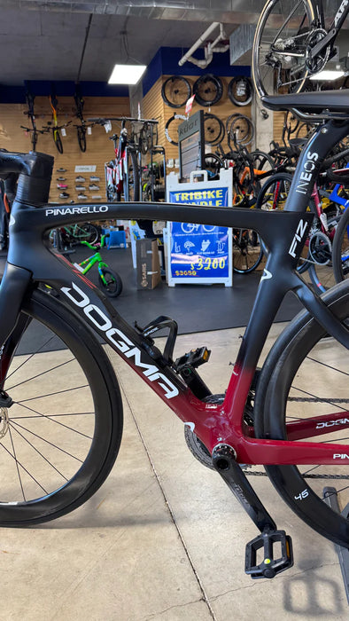 Pinarello Dogma F12 Force Enve 4.5 Wheels - New DEMO Tradein