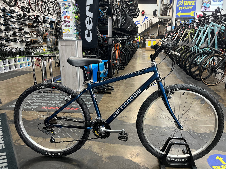 Cannondale M200 7 Speed Mountain Bike - Blue Fade USED