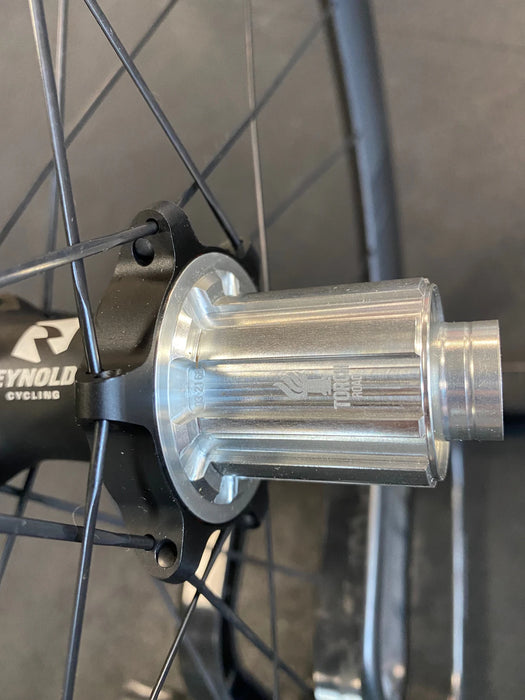 Reynolds Aero 46 Disc Carbon Clincher Tubeless Wheelset — Playtri Reynolds Aero 46 Disc Carbon Clincher Tubeless Wheelset — Playtri