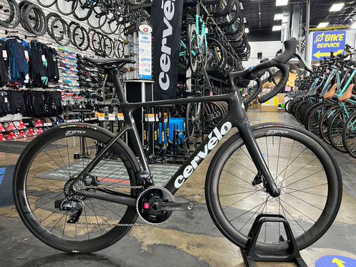 Cervelo Soloist SRAM Force eTap AXS - ZIPP 303S