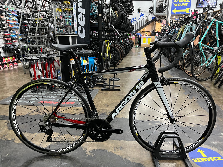 Argon 18 Gallium Pro Rim Shimano 105 11 Speed- Black/Speed White 2019 DEMO