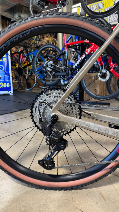 Bianchi Arcadex Comp Shimano GRX 610/822