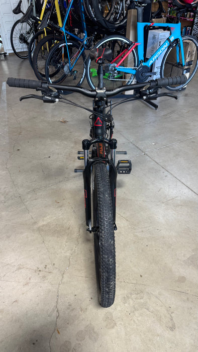 Trade In Special * Fuji Mountain Bike * Size Large