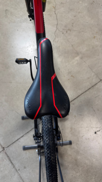 Trade In Special * Fuji Mountain Bike * Size Large