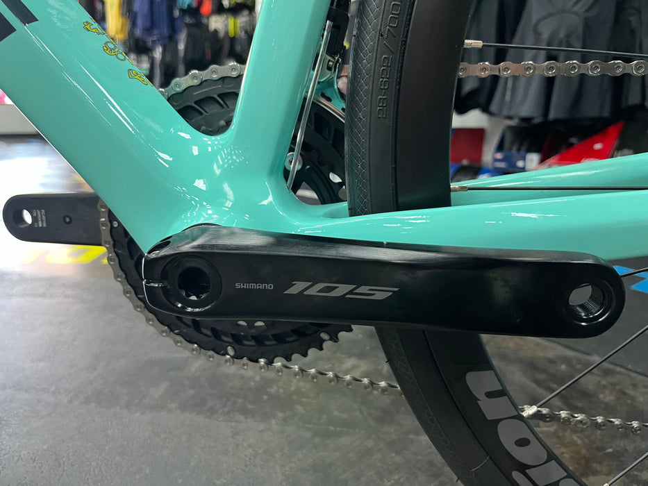 Bianchi Sprint Shimano 105 12-Speed - 2025