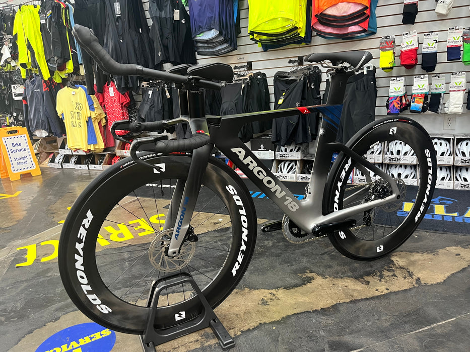 Argon 18 E-118 Tri+ SRAM Rival eTAP AXS 12 Speed - Reynolds AR80 Wheelset - Black 2023