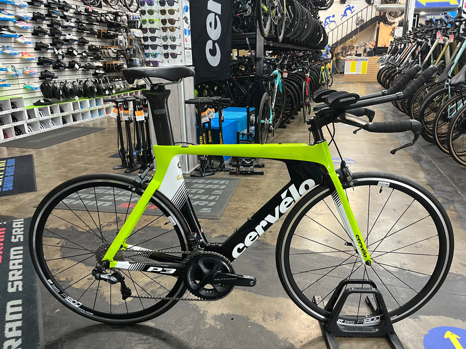 Cervelo P3 Shimano Ultegra Di2 11 Spd - DT Swiss P1800 Spline - Fluor/Blk/Wht DEMO