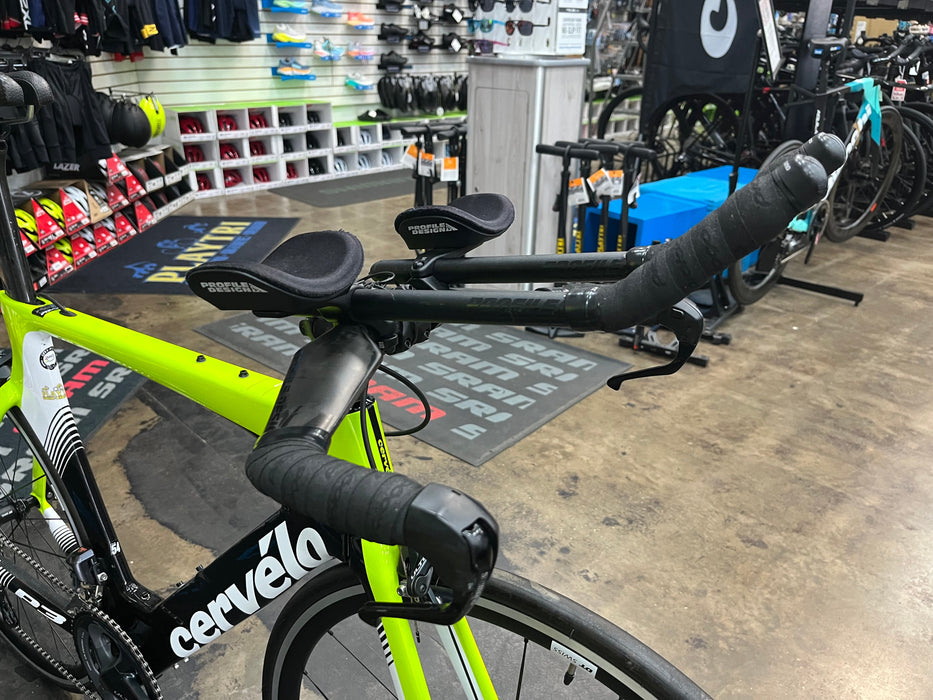 Cervelo P3 Shimano Ultegra Di2 11 Spd - DT Swiss P1800 Spline - Fluor/Blk/Wht DEMO