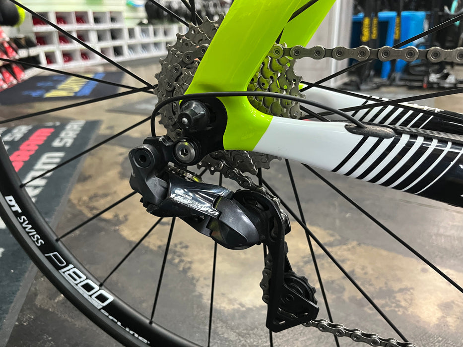Cervelo P3 Shimano Ultegra Di2 11 Spd - DT Swiss P1800 Spline - Fluor/Blk/Wht DEMO