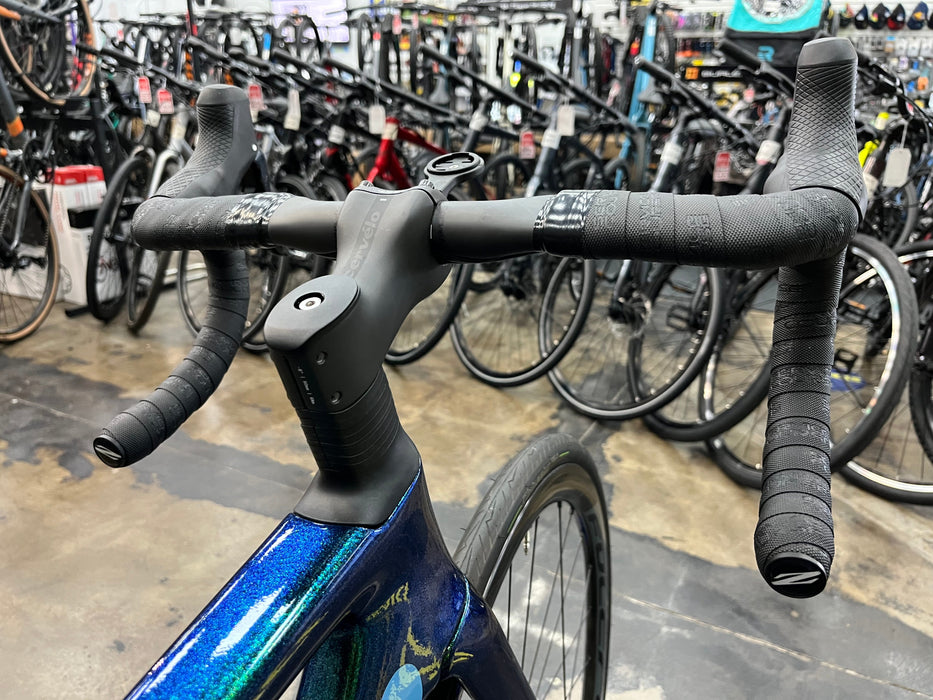 Cervelo Caledonia-5 Disc Ultegra Di2 11 Speed with Fulcrum Wind 40 Wheels - Oasis